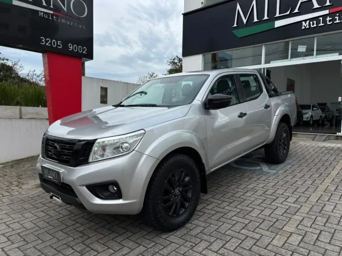 Nissan Frontier XE CD 4X4 2.3 Bi-TB Diesel Aut. 2021