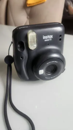 Câmera Instax Mini 11