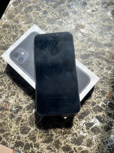 iPhone 11 64GB