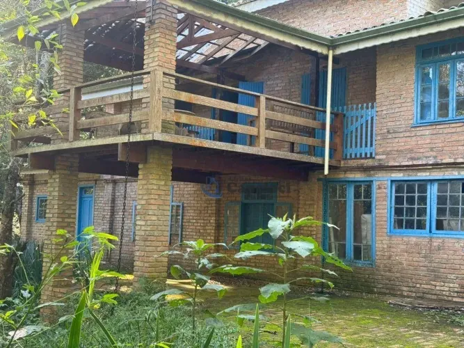 CASA TÉRREA COM 3 DORMITÓRIOS, NO CONDOMÍNIO VILA REAL DO MOINHO VELHO, EM EMBU DAS ARTES