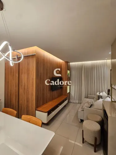 Apartamento à venda no Centro com 2/4 sendo 01 suíte e 02 garagem coberta