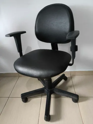 Cadeira Diretor Giratória Escritório/Homeoffice