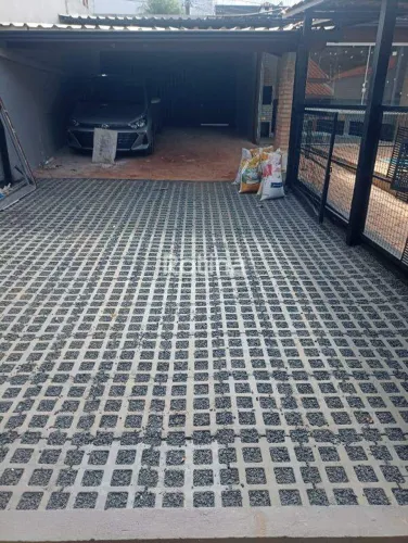 Casa para alugar, 4 quartos, Vila Póvoa - Uberlândia/MG - Rotina Imobiliária
