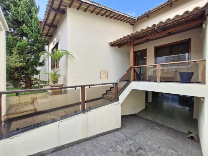 CASA A VENDA B. BOM PASTOR C/ 03 QUARTOS, SUITE, SALA, COZINHA E AREA GOURMET