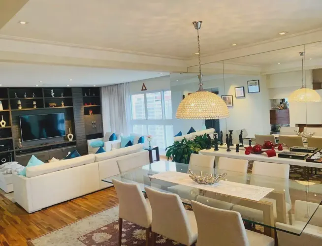 Duplex para venda com 220 metros quadrados com 3 quartos em Sítio Tamboré Alphaville - Bar