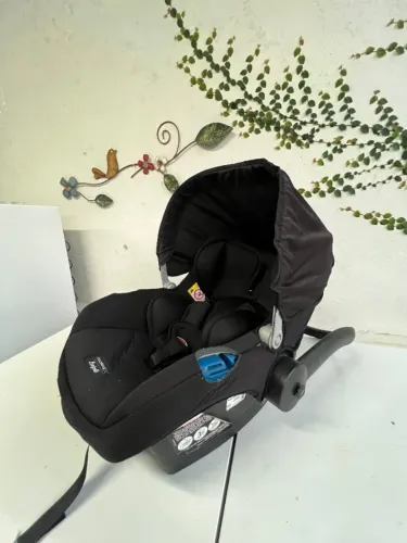 Bebê-conforto Burigotto Touring X preto