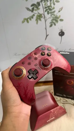 8BitDo Ultimate 2 Wuchang