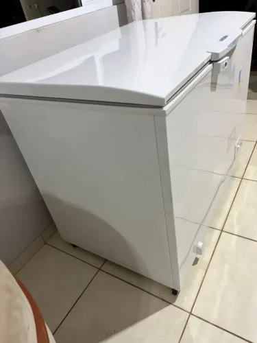 Freezer Horizontal 330L - Eletrolux 