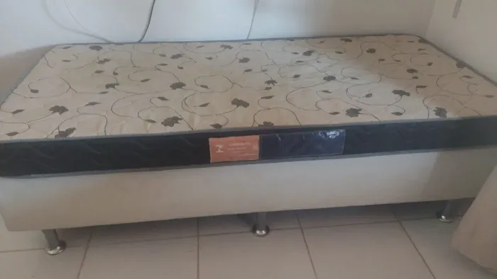 CAMA DE SOLTEIRO