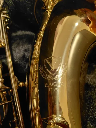 SAXOFONE TENOR EAGLE ST503