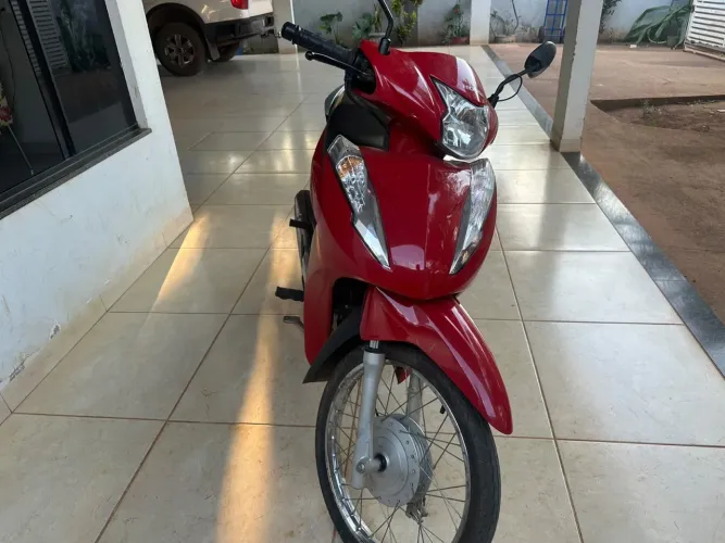 Vendo Biz 2022 bem conservado valor 14 mil