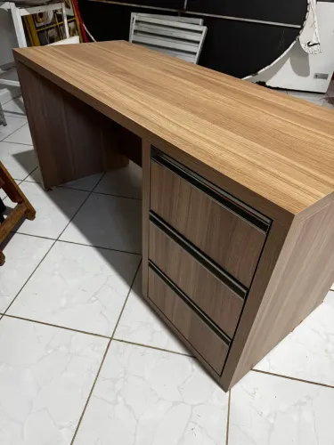 Mesa de escritório 