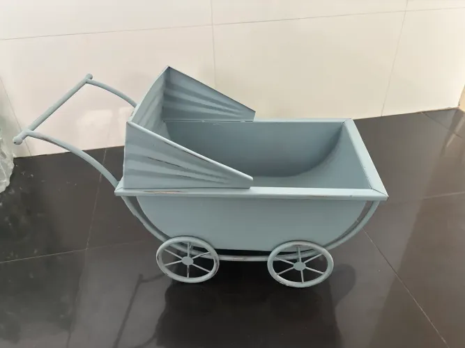 Prop fotográfico carrinho de bebê