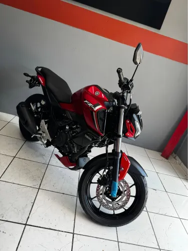 FZ15 0km disponível