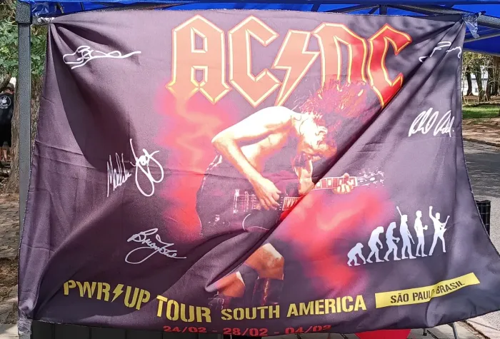 Bandeira ACDC GIGANTE TOUR POWER UP 2026