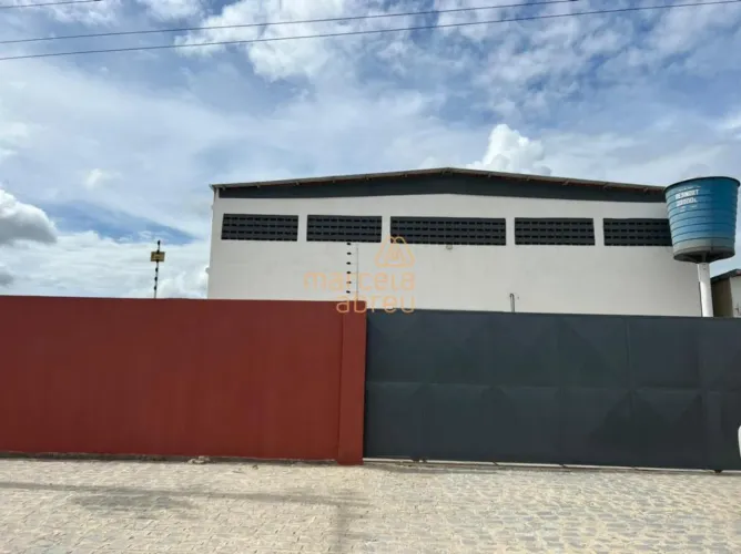 Aluga-se Galpão de 2.500m² em Vitória de Santo Antão