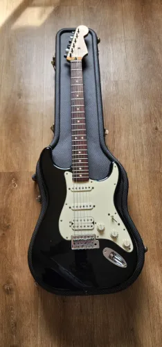 Guitarra Fender Mexicana