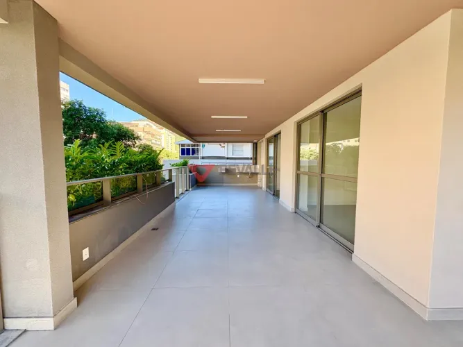 Apartamento à Venda em Botafogo RJ, 208m², 4 Quartos, 3 Suítes
