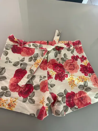 Roupas TAM 44