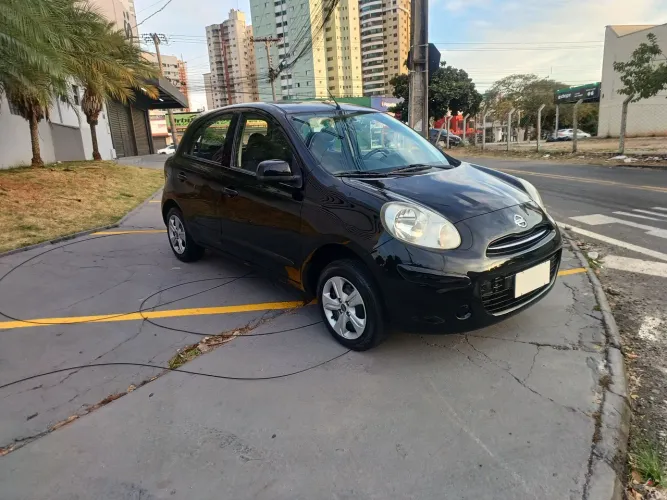 Nissan March S 1.0 16V Flex Fuel 5P 2012