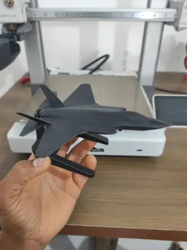 AVIÃO / CAÇA F-35 EM 3D