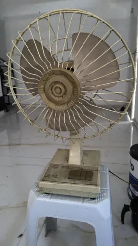 Ventilador usado para vender marca boa