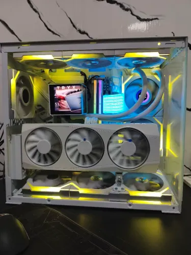 Cpu am5 Full Wite 7 9800x3d + 32gb ram + x870 + Rx 9070xt + 2x16, Lian li descrição novo
