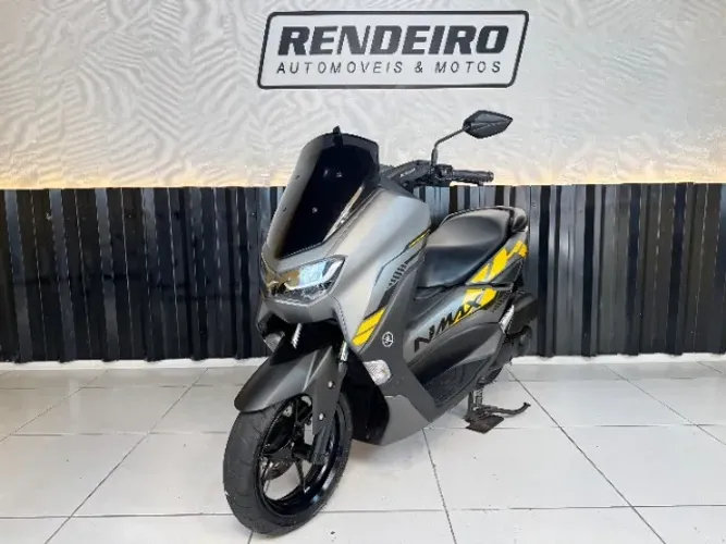 Yamaha NMAX SE ano 2024 com 13.000km aceito troca