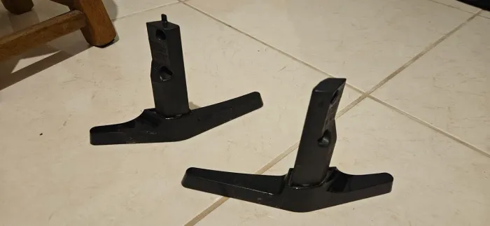 Pés Suporte TV Samsung UN40J5290AG 