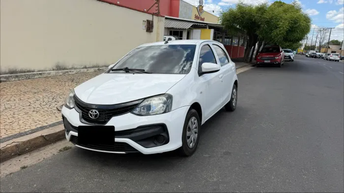 Toyota Etios X 1.3 Flex 16V 5P Aut. 2020