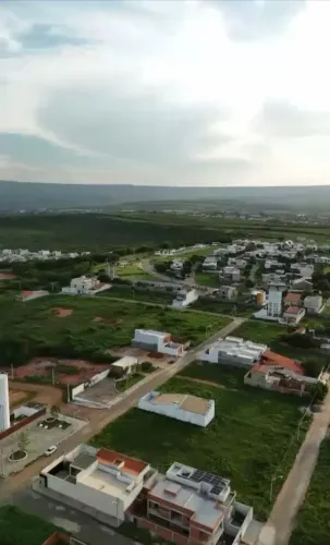 Imóvel para venda tem 175 metros quadrados em Parque Bulandeira - Barbalha - CE