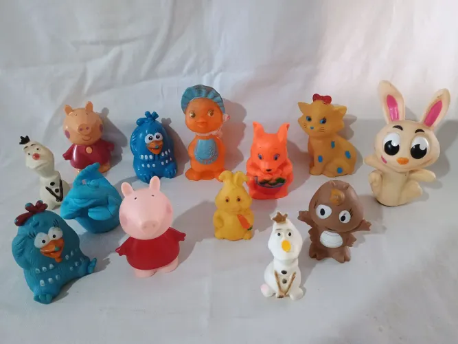 Bichinhos antigos de borracha. Ideal para colecionadores 