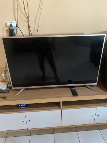 Vendo Tv smart 600$