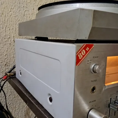 Conjunto polyvox clássico do anos 70 receiver e toca discos funcionando perfeitamente
