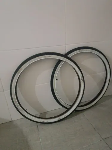 Pneus + camaras em otimo estado aro 26