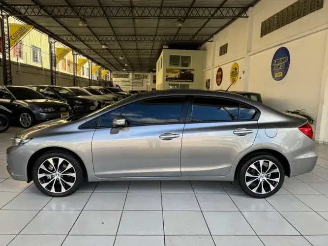 Honda Civic Sedan LXR 2.0 Flexone 16V Aut. 4P 2016