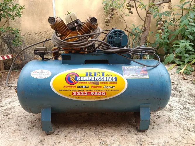 Compressor trifásico 175l motor 2cv 