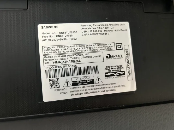 Vendo com DEFEITO TV Samsung Crystal UHD 4K 58?