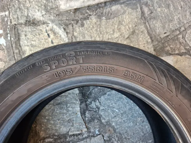 Pneu 195 55 R 15 Goodyear