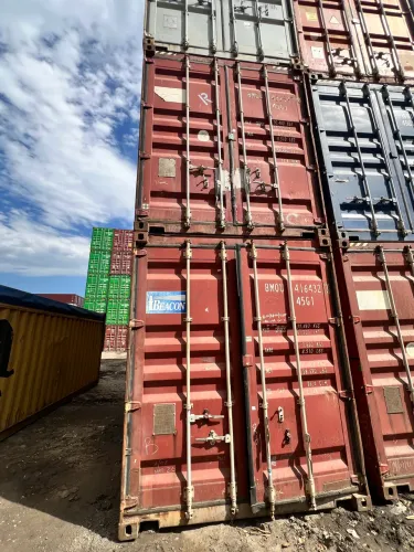 Container, lotes e unidades disponíveis 