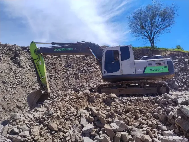 Escavadeira Hidraulica Zoomlion ZE215e ano 2023