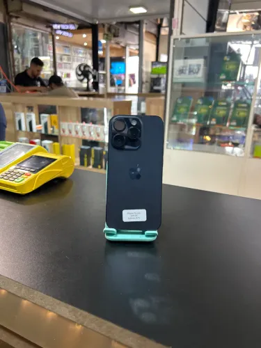 iPhone 15 pro seminovo azul 