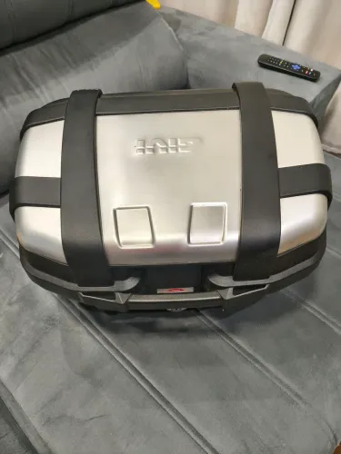 Baú Bauleto Givi Top-case Trekker Trk52n 52l Aluminio