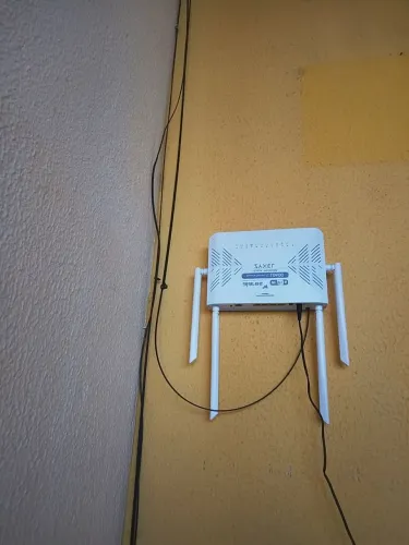 Roteador 4 antenas