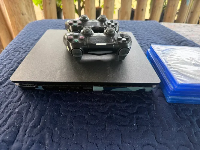Ps4 slim