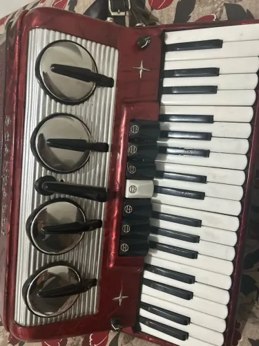 Acordeon 80 Baixos