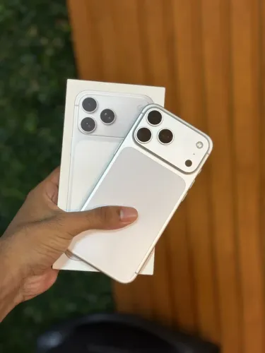 IPHONE 17 PRO MAX- 256 GB SILVER