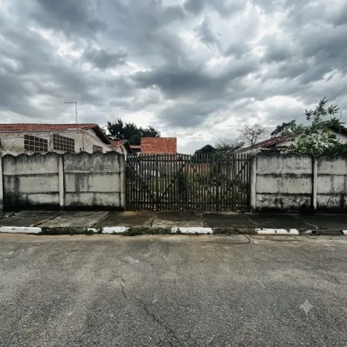 Terreno a venda no Bairro Vila Verde - Pindamonhangaba SP