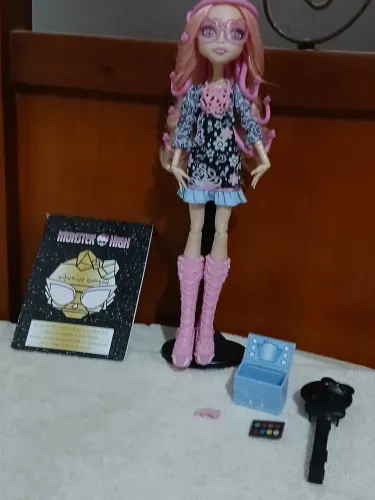 Boneca monsther high Viperine Gorgon Frigts Câmera Action Completa !!