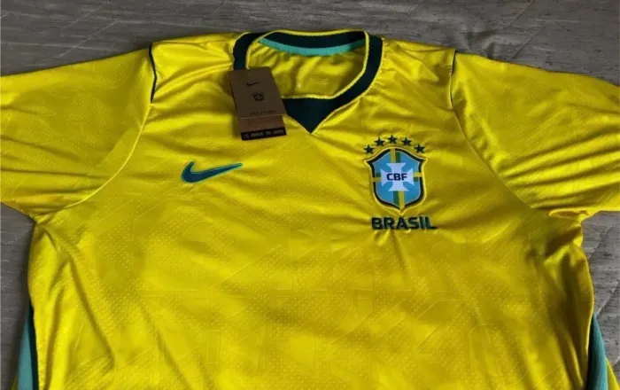 Camiseta Brasil amarela 
